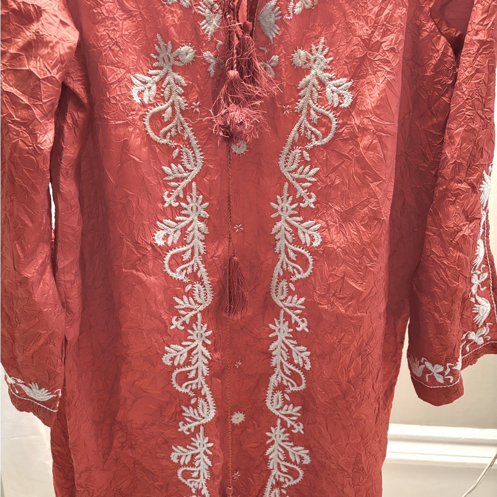 JOIE Sz. M 100% Silk Embroidered Dress or Tunic.
